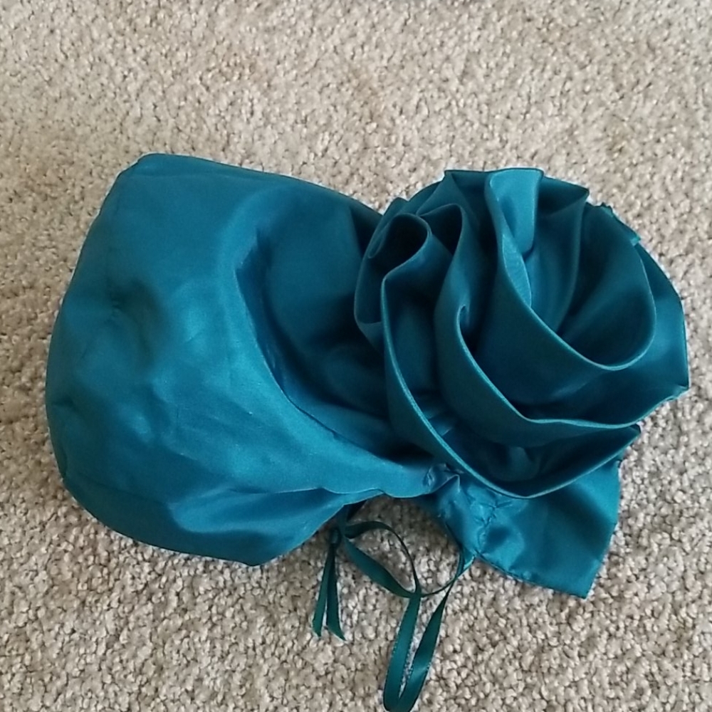 Teal satin drawstring purse - Picture 2 of 5